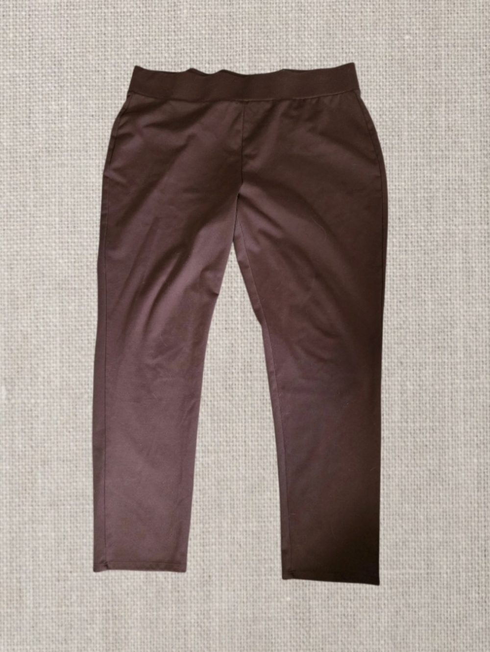 🏃‍♀️ Ruby Rd. Ponte Leggings in Brown